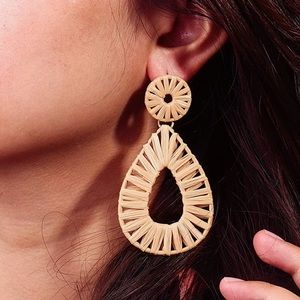 🆕 Straw Statement Earrings